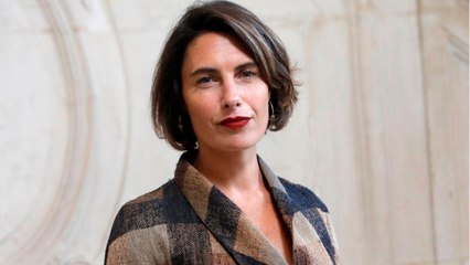 VOICI : PHOTO Alessandra Sublet très entourée en pleine crise sanitaire : les internautes s’insurgent (1)