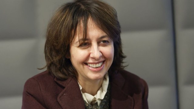 VOICI - Fais pas ci, fais pas ça : pourquoi Valérie Bonneton a fondu en larmes sur le tournage de l'épisode spécial