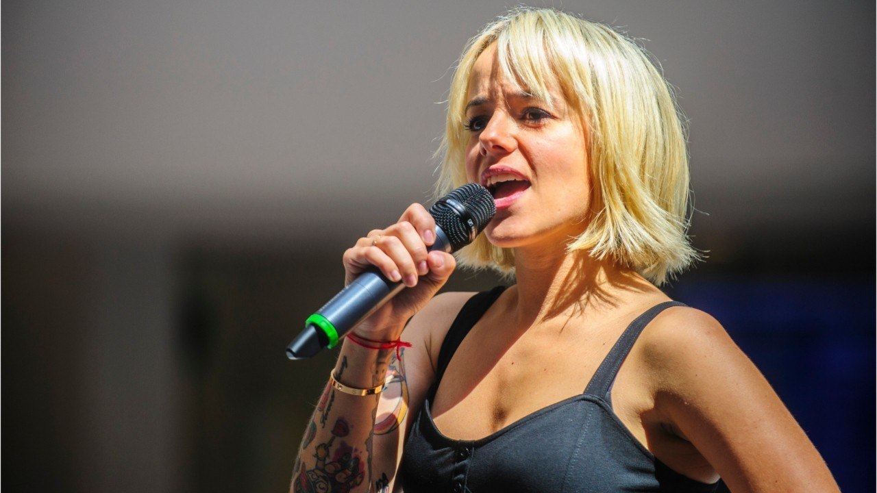 VOICI : Alizée maman : cette grande différence entre ses filles Annily et Maggy