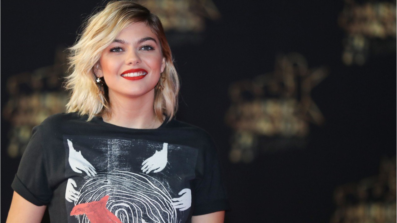 VOICI : Louane se confie sur son premier gros chagrin d'amour et la célèbre chanson qu'il lui a inspiré