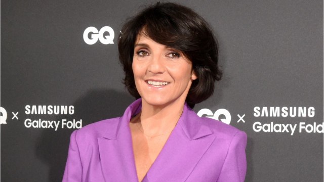 VOICI : Florence Foresti : la drôle de raison pour laquelle elle remercie Jean Castex et le gouvernement