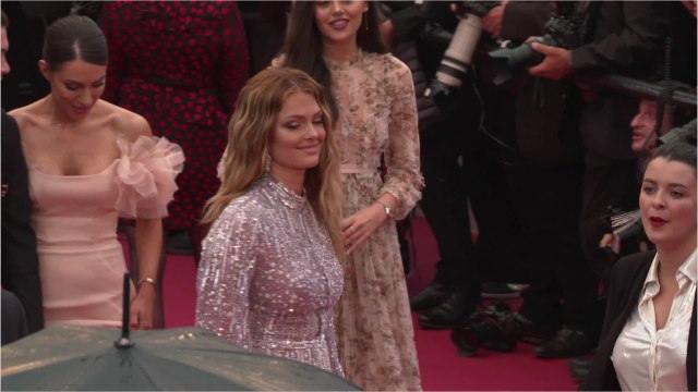 VOICI - PHOTO Caroline Receveur : part en voyage de deux mois avec son fils Marlon