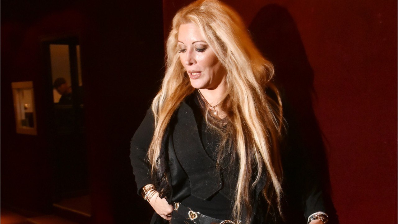 VOICI - Loana hospitalisée : Sylvie Ortega Munos donne des nouvelles rassurantes