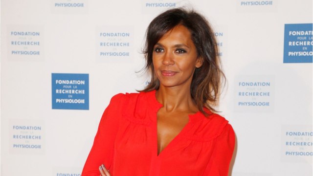 VOICI : Karine Le Marchand opérée : elle dévoile des clichés de son pied