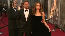 VOICI - Angelina Jolie : ce cadeau de Brad Pitt qu'elle vient de vendre aux enchères pour une somme colossale