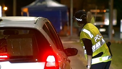 Family and friends reunite as Qld opens borders