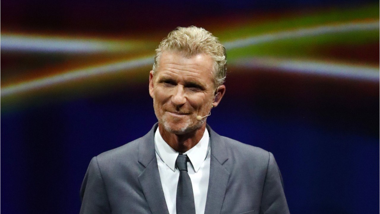 VOICI - Denis Brogniart fan d'une grande chanteuse française, il lance un appel pour la rencontrer