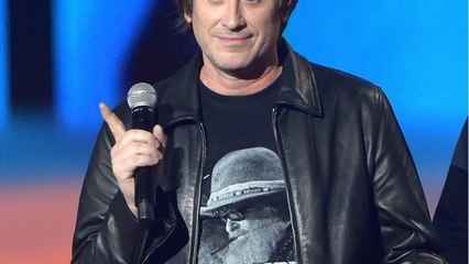 Voici - Thomas Dutronc raconte sa toute « première cuite " avec Serge Gainsbourg à l'âge de 11 ans