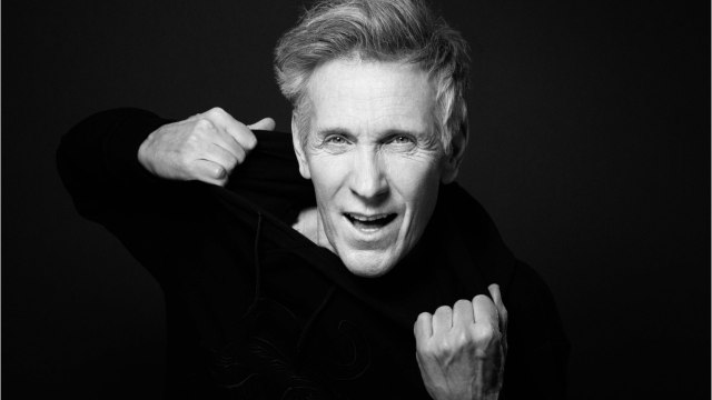 VOICI - Plastic Bertrand a 67 ans : que devient le chanteur ?