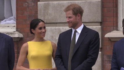 VOICI - Meghan et Harry : leur nouveau projet qui enchante la reine Elizabeth