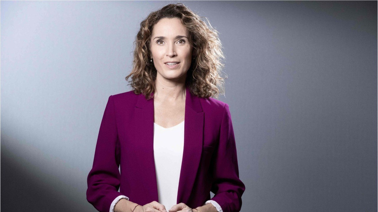 VOICI - Jean-Pierre Pernaut responsable du bug sur le JT de TF1 ? Marie-Sophie Lacarrau donne son avis