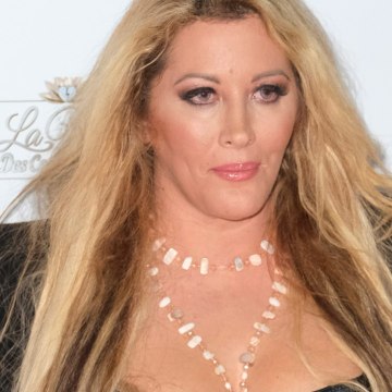 VOICI SOCIAL - Loana hospitalisée : les révélations chocs de Magloire sur son entourage nauséabond