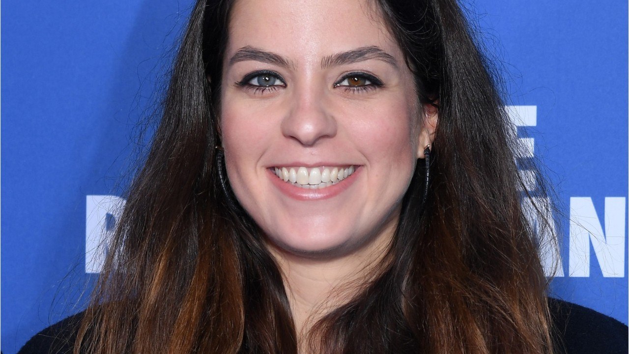 VOICI-Anouchka Delon dévoile son film préféré (et son père ne joue pas dedans)