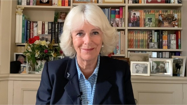 VOICI-Camilla Parker Bowles en deuil, une de ses amies proches est décédée