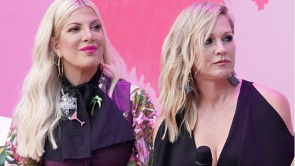 VOICI - Beverly Hills : pourquoi le reboot de la série culte ne connaîtra pas de deuxième saison