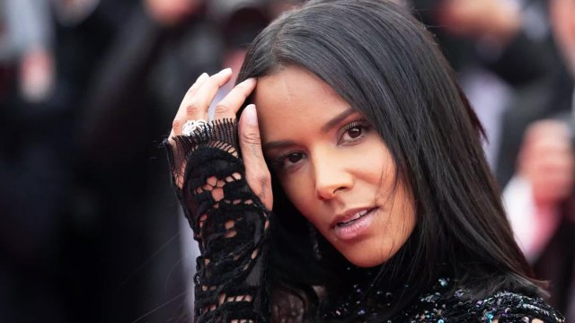 VOICI - PHOTO Shy'm fait une révélation avec son dernier cliché de grossesse (et c'est énorme)