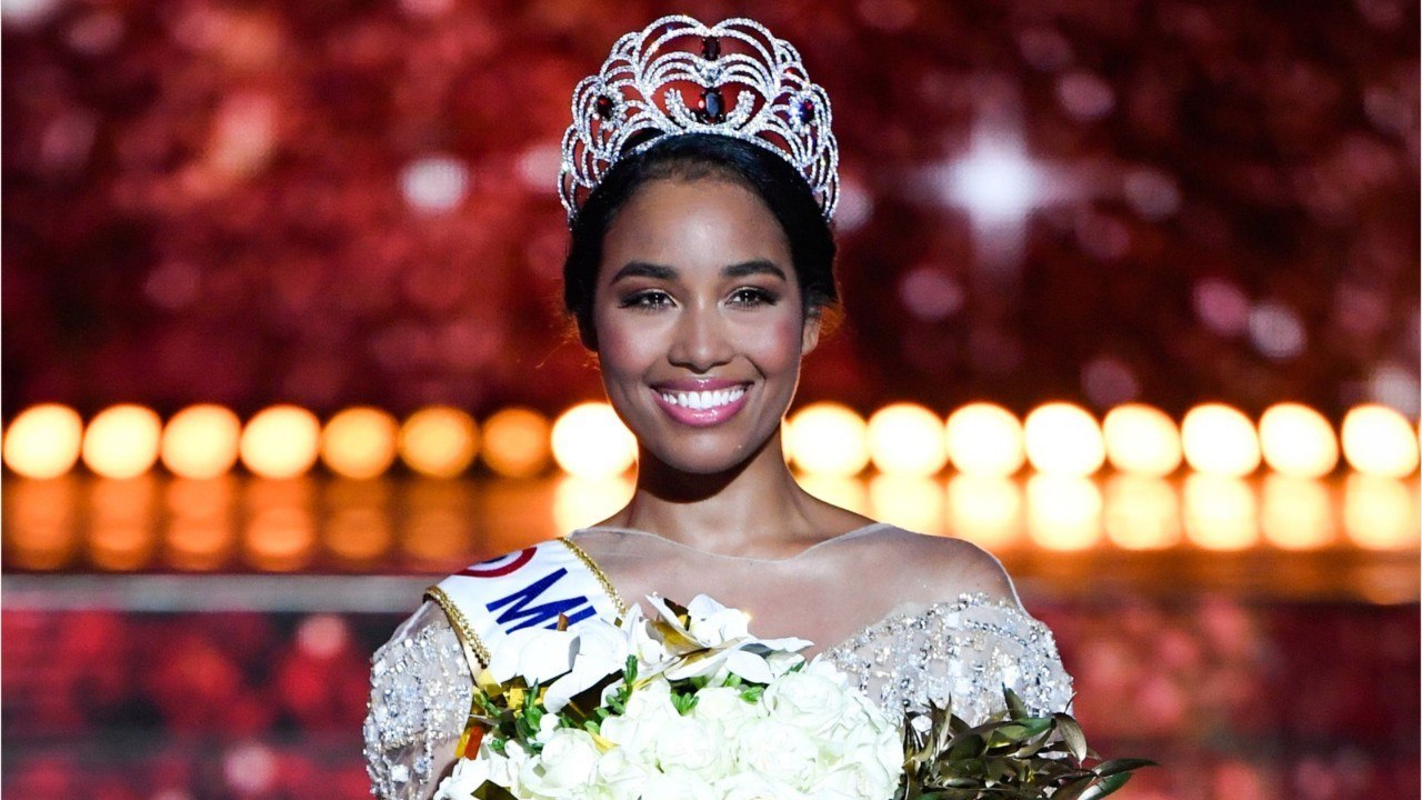 VOICI - Miss France très critiquée pour son retour à Paris : Sylvie Tellier défend Clémence Botino