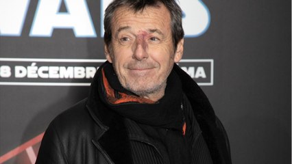 VOICI : Jean-Luc Reichmann filmé au volant de sa voiture : les internautes le rappellent à l'ordre