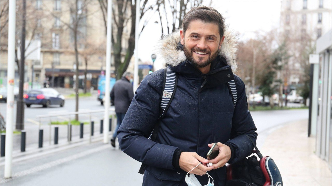 VOICI : Christophe Beaugrand : gros fou rire en plein direct sur LCI à cause d'une soirée libertine