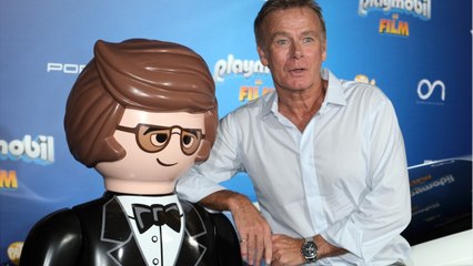 voici PHOTO Franck Dubosc sosie d’Alain Delon ? L’humoriste ressort un ancien cliché très troublant
