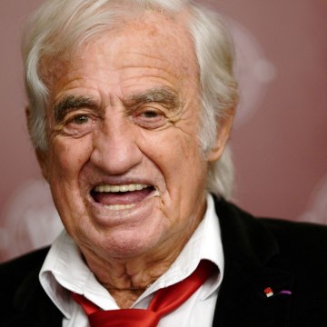 VOICI - SOCIAL Jean-Paul Belmondo : sa folle nuit dans une chambre d’hôtel avec Ticky Holgado et… une chèvre (1)