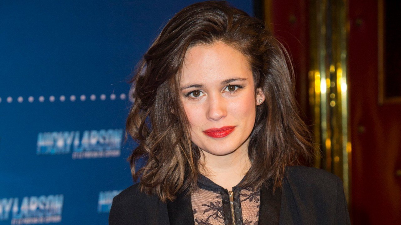 VOICI - Lucie Lucas victime de viols et d'agressions sexuelles, la star de Clem brise le silence