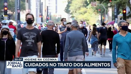 Uma pesquisa feita pela Universidade de São Paulo mostrou os principais erros de higiene que temos com os alimentos