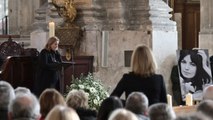 VOICI – Obsèques de Marie Laforêt : Laurent Ruquier, Francis Lalanne… lui rendent hommage