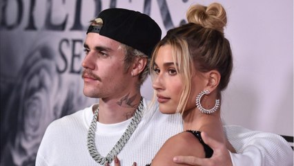 VOICI - Hailey et Justin Bieber : pourquoi ont-ils tant attendu avant de se marier ?