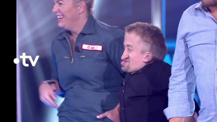 VOICI - Bande-annonce du Ring Comedy Club avec Tom Villa