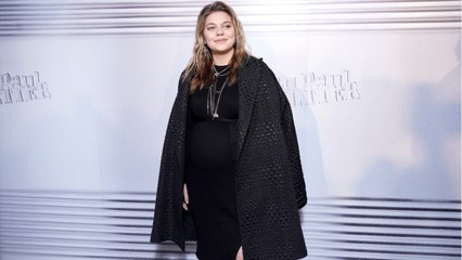 VOICI-Louane jugée sur son physique : sa réaction face aux critiques des haters