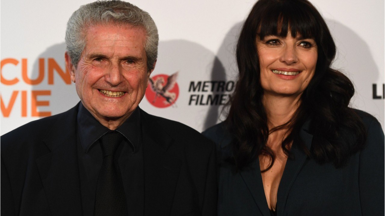 Voici - Claude Lelouch : les détails surprenants de sa rencontre avec sa compagne Valerie Perrin