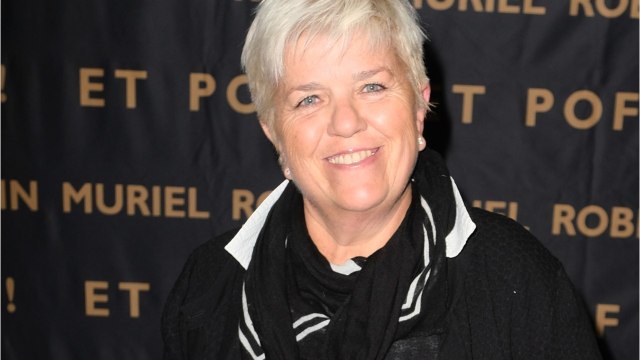 VOICI Mimie Mathy : cette mauvaise habitude que la comédienne revendique fièrement