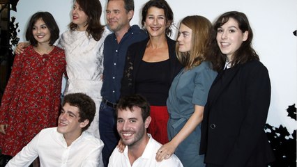 VOICI Fais pas ci, Fais pas ça : un cliché de « retrouvailles " sème le trouble chez les fans