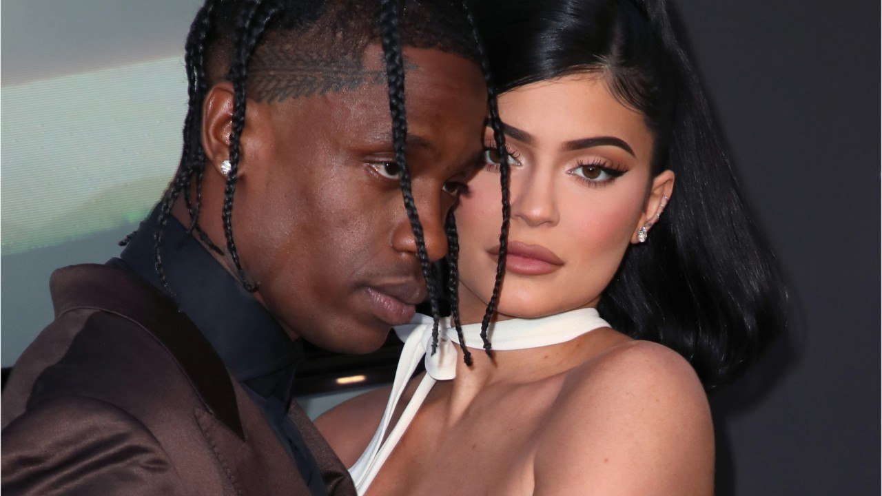 VOICI-Kylie Jenner et Travis Scott de nouveau en couple ? Leurs retrouvailles sèment le doute
