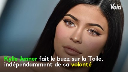 VOICI - Kylie Jenner : un cliché de la star sans maquillage fait polémique sur les réseaux sociaux