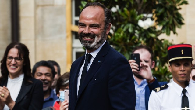 VOICI Edouard Philippe nostalgique de Matignon ? Les étonnantes révélations de ses proches