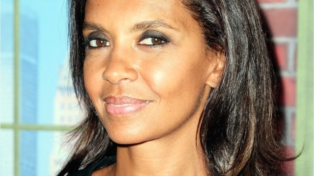 VOICI - Karine Le Marchand : elle s'engage dans la lutte contre les violences faites aux femmes