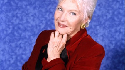 Voici - Line Renaud présente ses vœux pour 2020, une star lui fait une belle déclaration