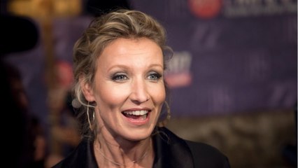 VOICI - Alexandra Lamy mal à l'aise après sa rupture avec Jean Dujardin : ce qu'elle n'osait plus faire