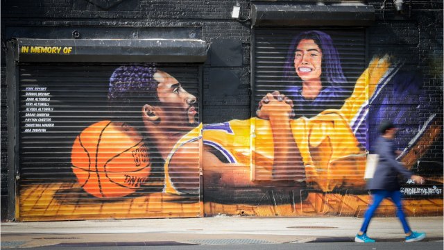 Voici - Kobe Bryant : sa veuve Vanessa s'est fait tatouer les mots d'amour du basketteur