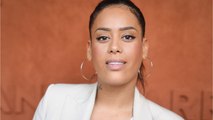 VOICI-PHOTO Amel Bent : un détail sur un cliché choque ses fans, elle supprime la publication et s’explique