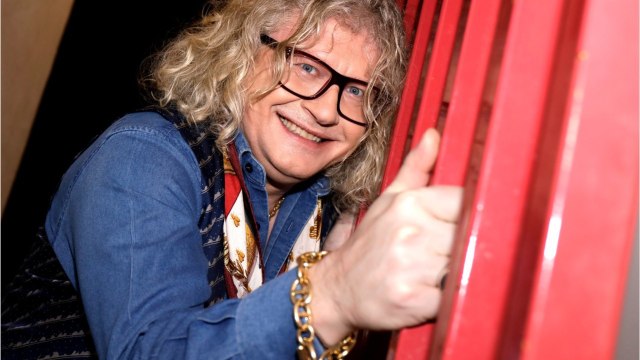 VOICI-Pierre-Jean Chalençon fier de sa popularité au Tour de France : sa vidéo complètement déjantée