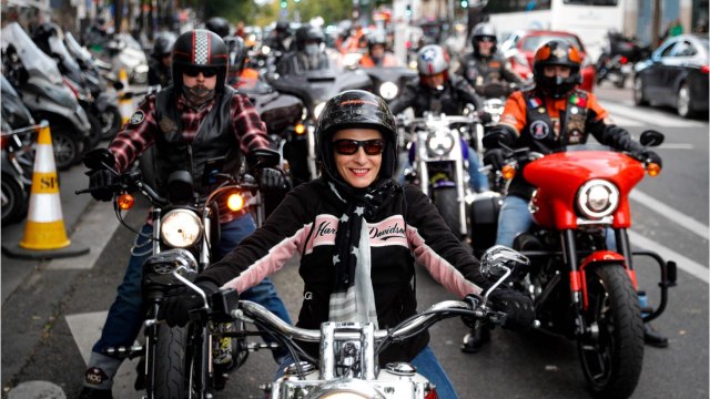 VOICI - Obsèques de Johnny Hallyday : ce souvenir que Mariah Carey n’oubliera jamais