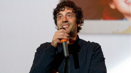 VOICI - Max Boublil papa : ce rythme éreintant qu’il vit depuis la naissance de ses deux filles