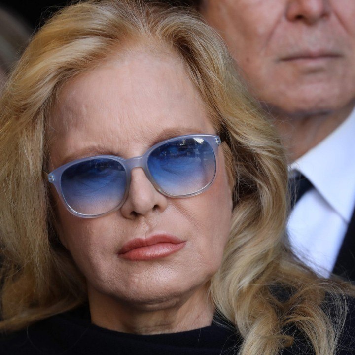VOICI - Sylvie Vartan Recadrée Par Celui Qui a Révélé L’histoire D’amour Entre Johnny Hallyday Et Catherine Deneuve (1)