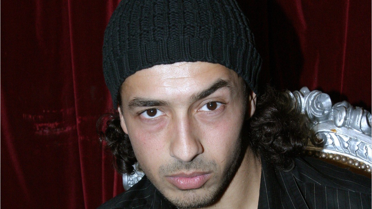 VOICI - PHOTO Moundir papa fier : il partage un cliché trop craquant de ses deux enfants