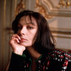 Voici // Social // Marie Laforêt