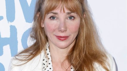 VOICI : Julie Depardieu : pourquoi elle est convaincue qu'"on dramatise la crise sanitaire"