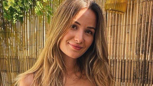 VOICI - Miss France 2021 : qui est Géromine Prique, Miss Auvergne 2020 ?